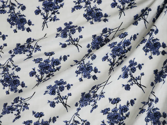 Cottage Roses – Cotton Lawn- Sold By The Half Yard