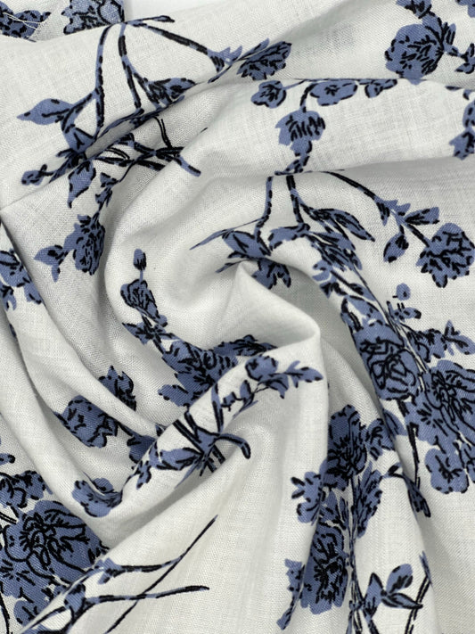 Cottage Roses – Cotton Lawn- Sold By The Half Yard