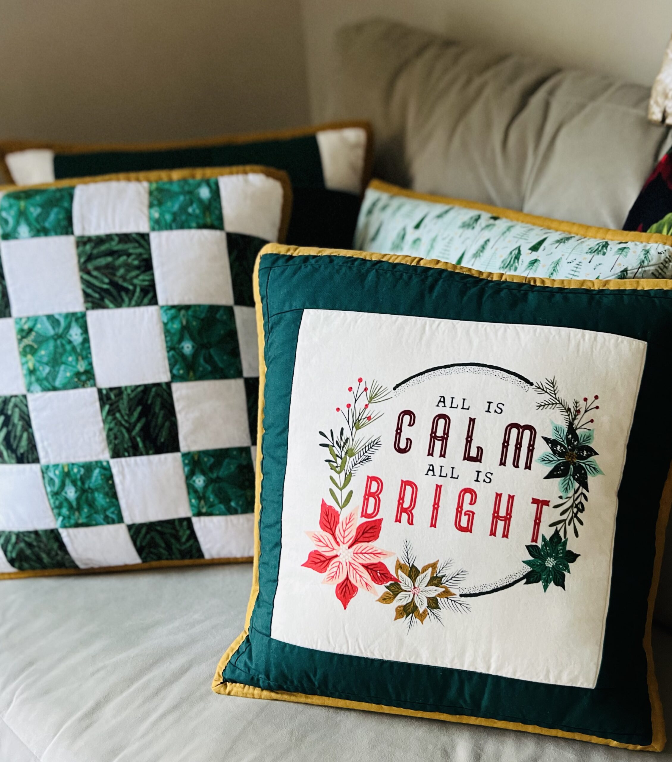 How to Make a Quilted Pillow Pattern | christmas edition
